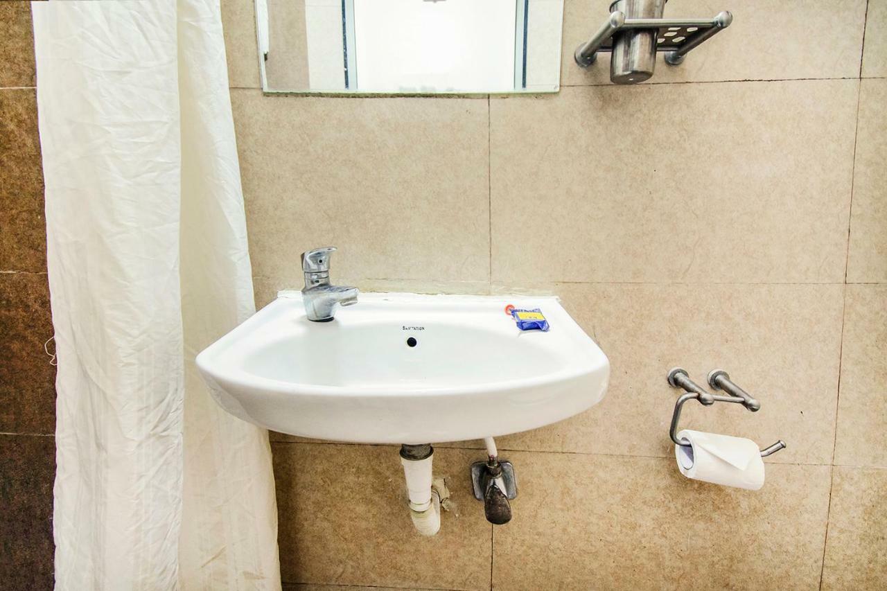 Eco Inn Пуна Экстерьер фото